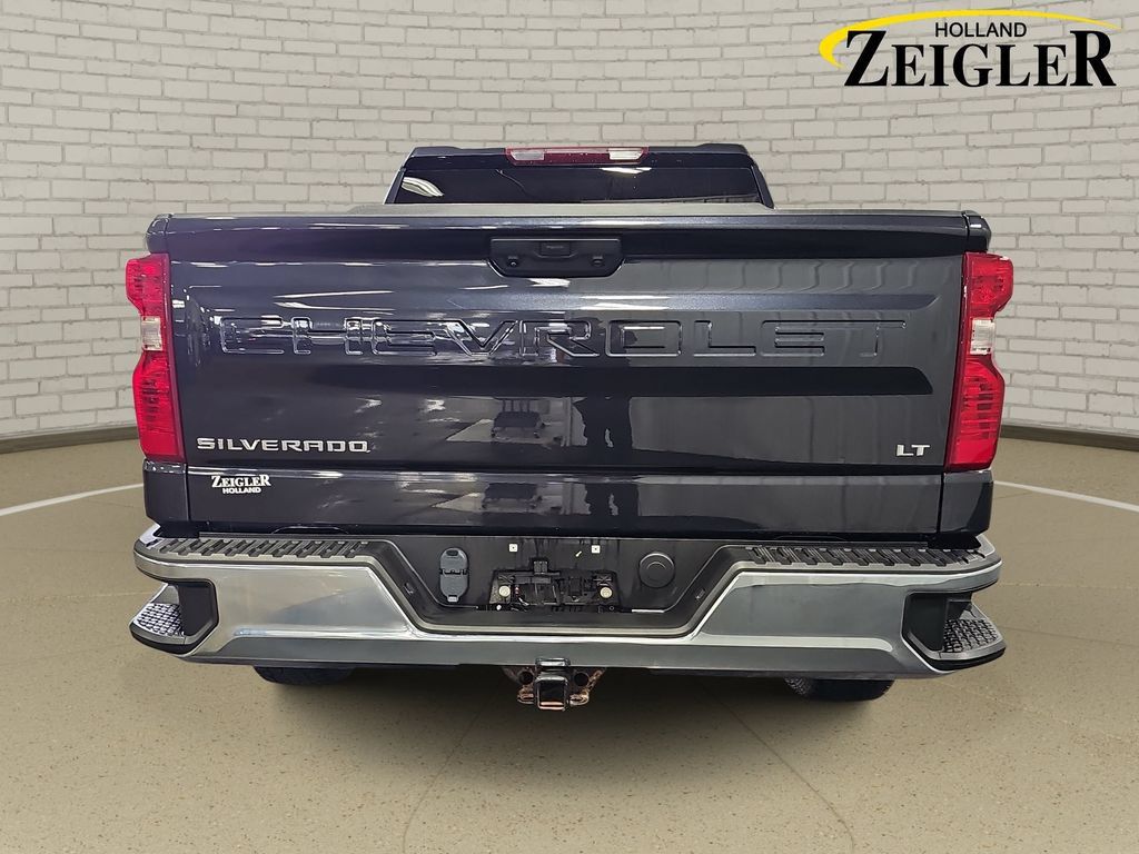Used 2023 Chevrolet Silverado 1500 LT AWD/4WD image 6