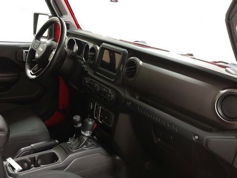 Used 2020 Jeep Wrangler Unlimited Sport S AWD/4WD image 29
