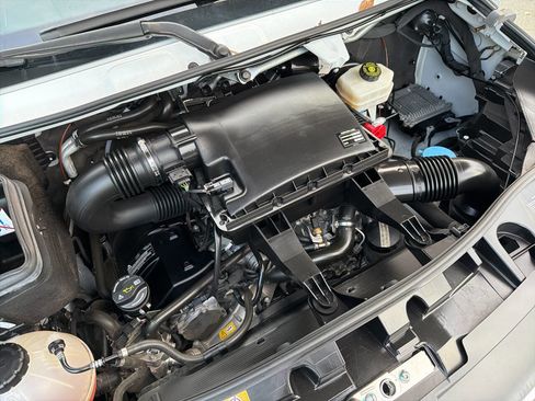 Used 2020 Mercedes-Benz Sprinter 3500 image 18