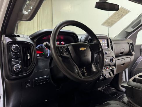 Used 2023 Chevrolet Silverado 2500 W/T w/ WT Convenience Package AWD/4WD image 10