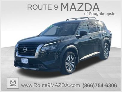 Used 2024 Nissan Pathfinder SL
