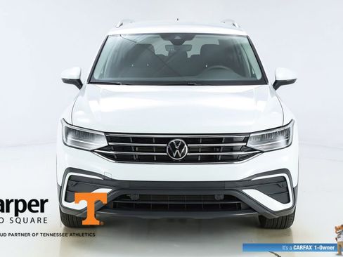 Used 2022 Volkswagen Tiguan SE FWD image 16