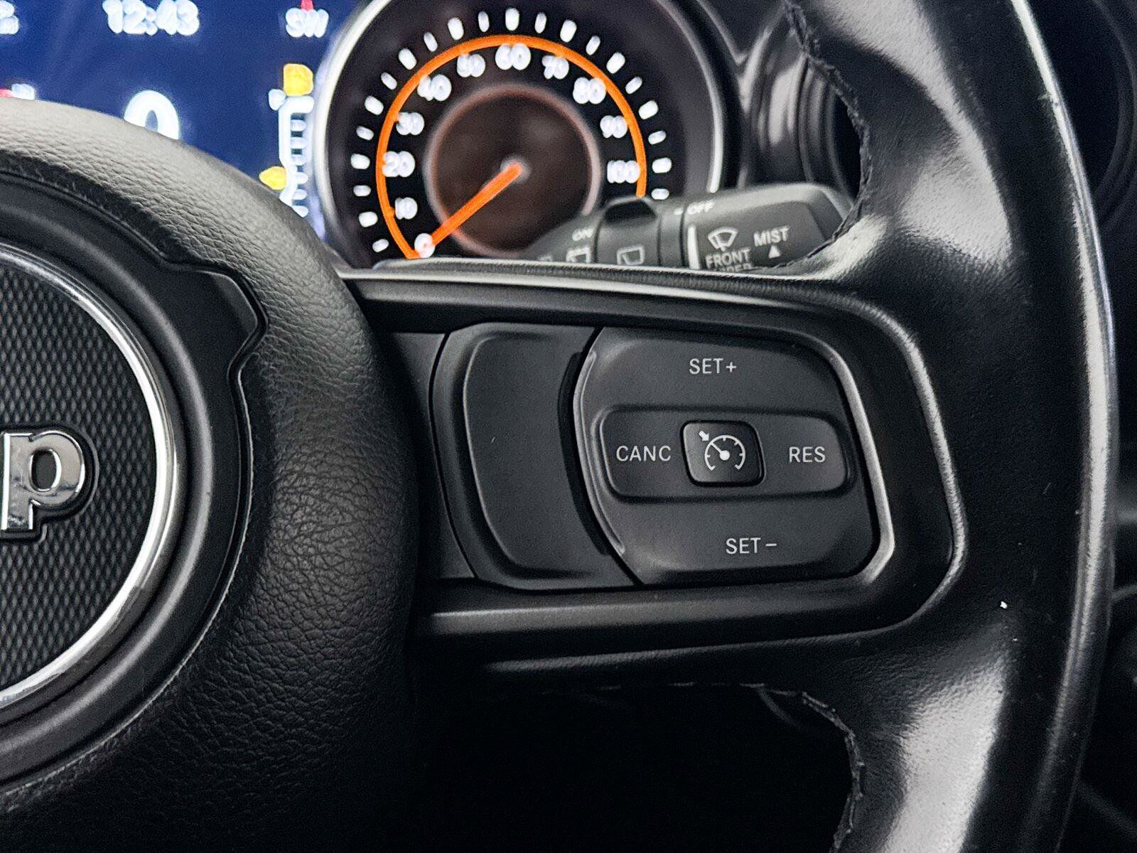 Used 2021 Jeep Wrangler Unlimited Sport AWD/4WD image 31