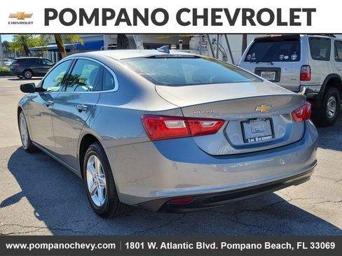 Used 2024 Chevrolet Malibu LT image 5
