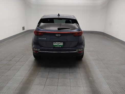 Used 2021 Kia Sportage LX AWD/4WD image 7