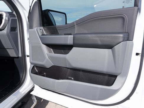 Certified 2022 Ford F150 XLT w/ Equipment Group 302A High image 24