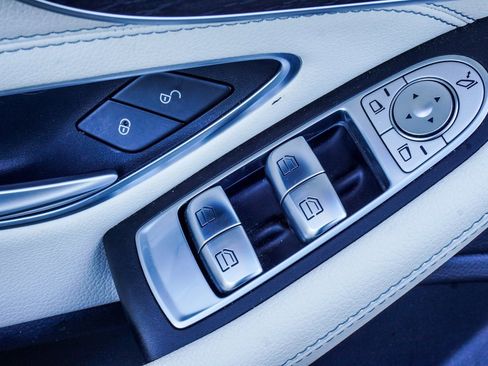 Used 2022 Mercedes-Benz C 300 4MATIC Cabriolet image 18