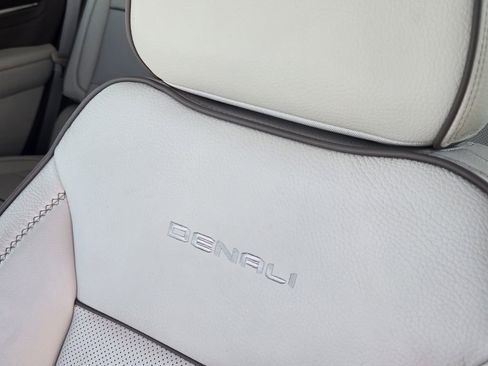 Used 2023 GMC Yukon Denali w/ LPO, Floor Liner Package image 21