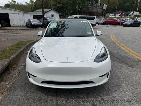 Used 2022 Tesla Model Y Performance AWD/4WD image 2
