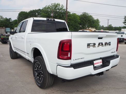 New 2025 RAM 2500 Limited image 8