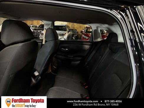 Used 2024 Honda HR-V LX image 12