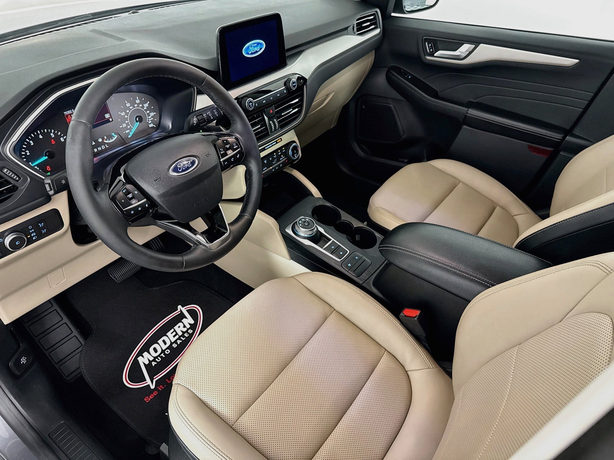 Used 2022 Ford Escape SEL AWD/4WD image 8