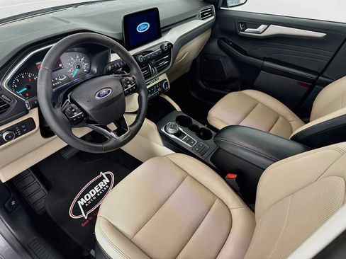 Used 2022 Ford Escape SEL AWD/4WD image 8