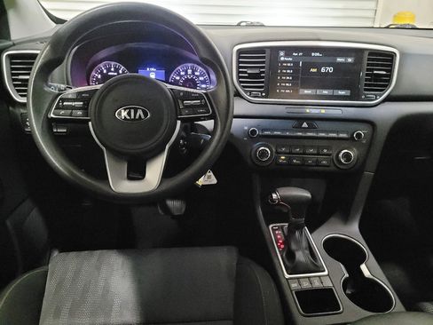 Used 2022 Kia Sportage LX AWD/4WD image 22