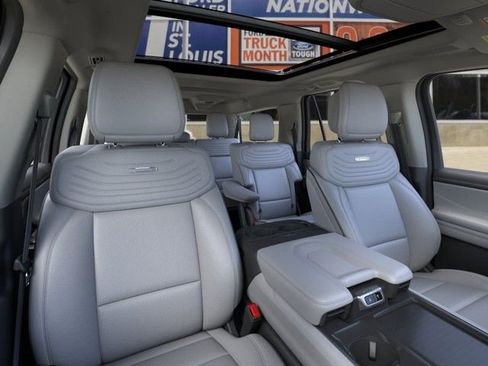 New 2026 Ford Expedition Max Platinum w/ Platinum Ultimate Package AWD/4WD image 10