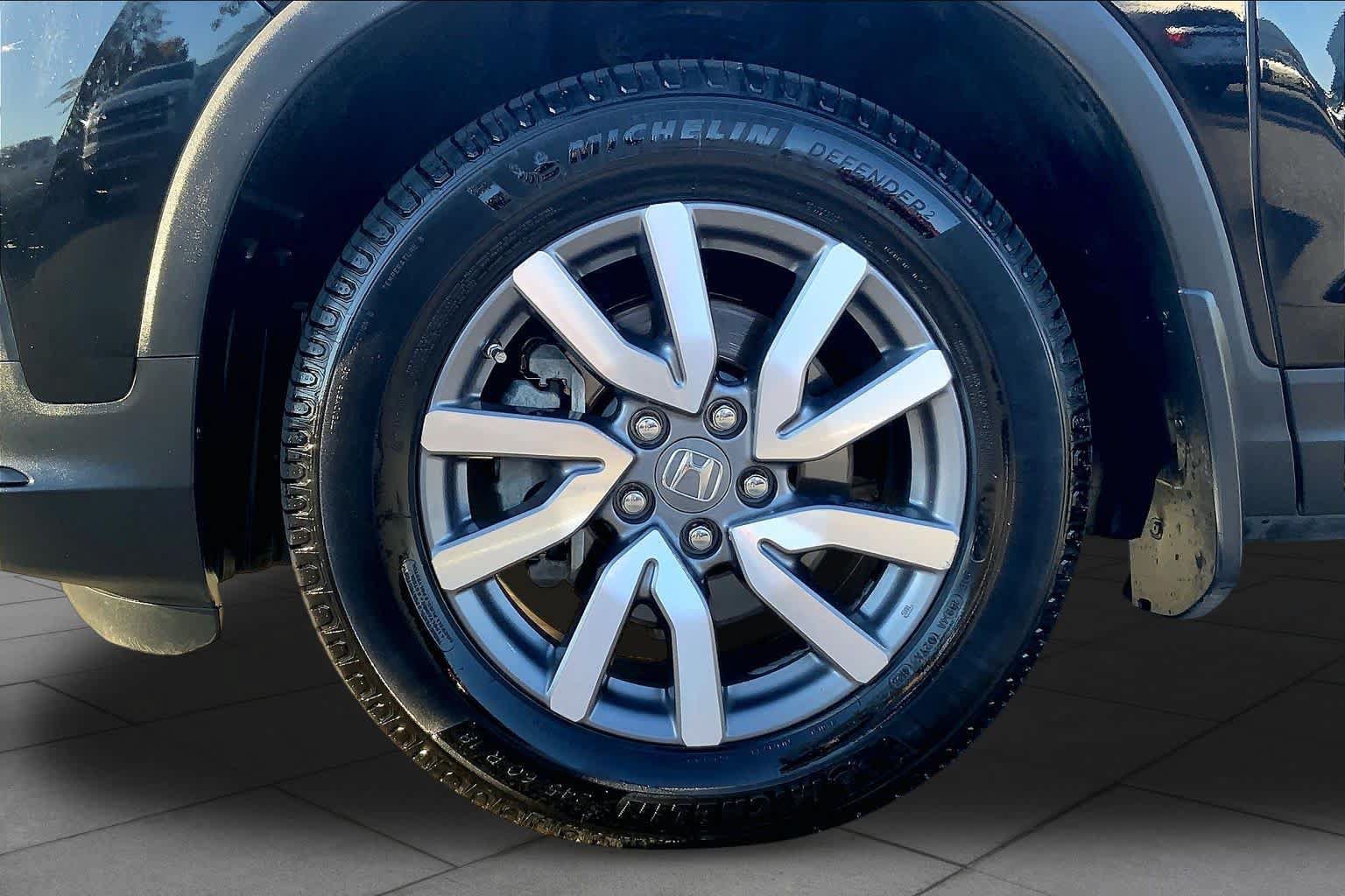 Used 2019 Honda Pilot EX-L image 11