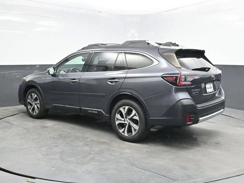 Used 2020 Subaru Outback Touring XT AWD/4WD image 4