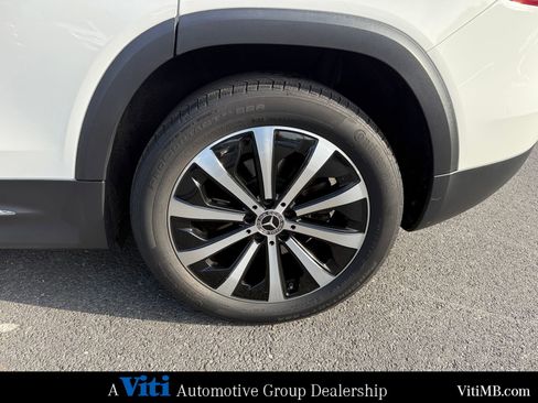 Used 2022 Mercedes-Benz GLB 250 4MATIC image 13