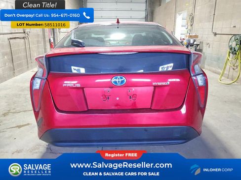 Used 2017 Toyota Prius Two w/ Carpet Mat Package FWD image 8