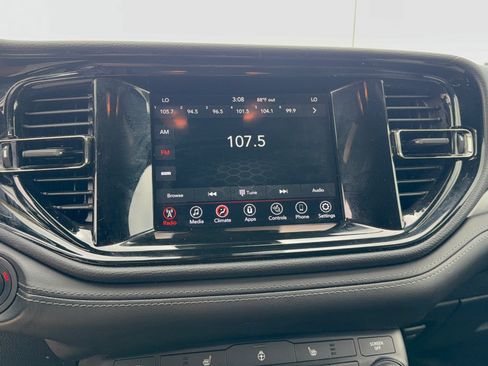 Used 2022 Dodge Durango GT RWD image 45