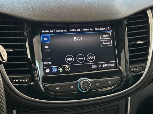 Used 2020 Chevrolet Trax LS FWD image 17