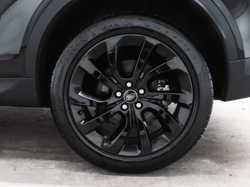 Used 2022 Land Rover Discovery Sport SE image 9