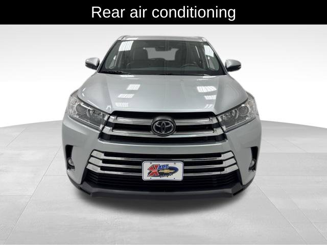 Used 2019 Toyota Highlander Limited AWD/4WD image 7