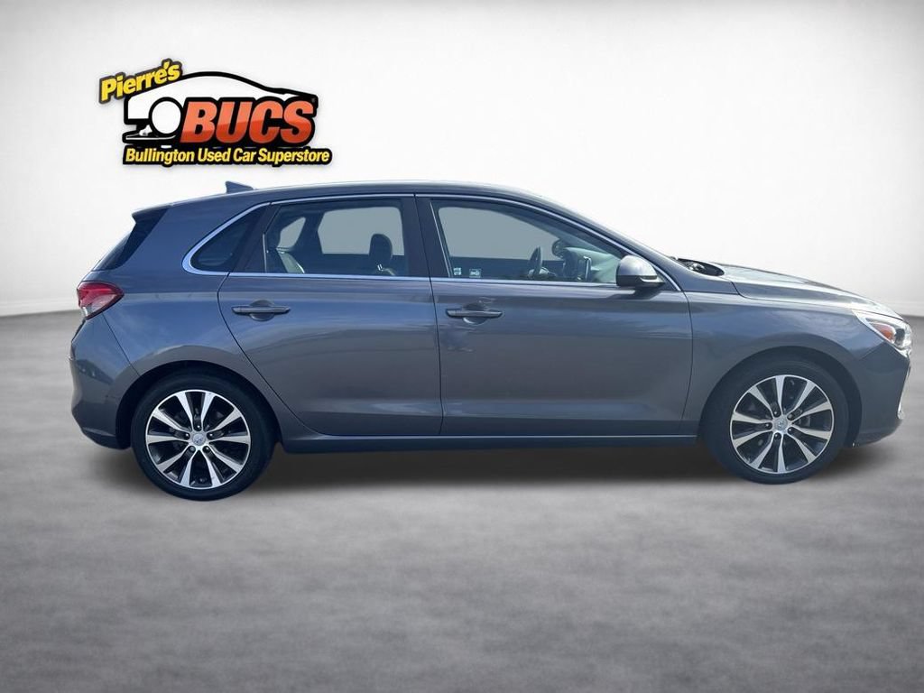 Used 2019 Hyundai Elantra GT FWD image 6