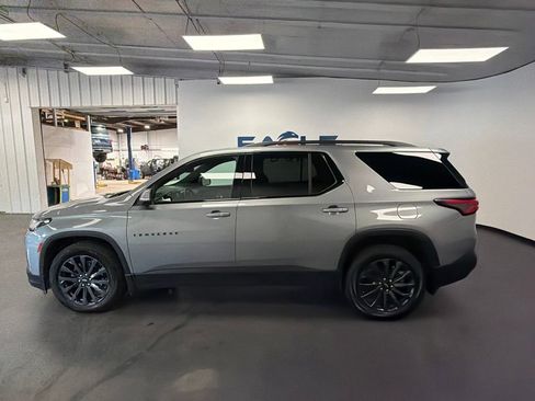 Used 2023 Chevrolet Traverse RS w/ LPO, Floor Liner Package AWD/4WD image 5