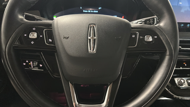 Used 2024 Lincoln Corsair Grand Touring w/ Rear Removable Package Tray AWD/4WD image 16