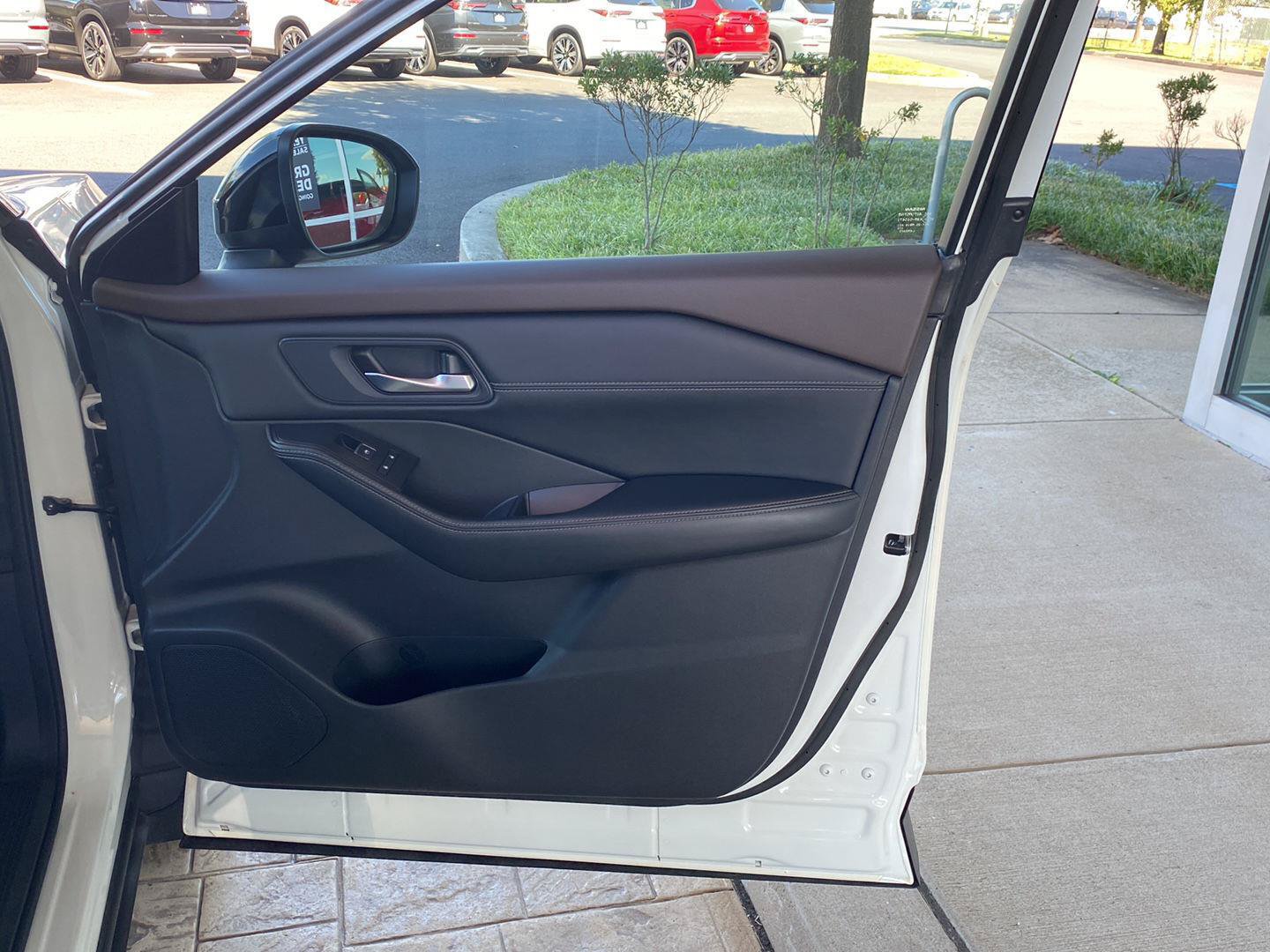 Certified 2023 Nissan Rogue SL w/ SL Premium Package AWD/4WD image 25
