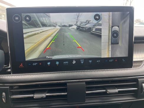 Used 2023 Lincoln Corsair AWD w/ Equipment Group 101A image 33