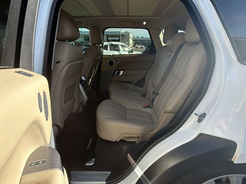 Used 2017 Land Rover Range Rover Sport Supercharged image 11