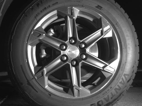 Used 2025 Chevrolet Blazer LT FWD image 12