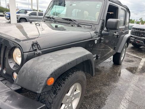 Used 2015 Jeep Wrangler Unlimited Sport w/ Quick Order Package 24S AWD/4WD image 4
