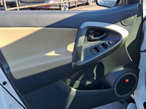 Used 2011 Toyota RAV4 Limited image 12