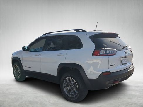 Used 2022 Jeep Cherokee Trailhawk image 5