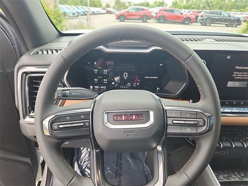 New 2026 GMC Canyon AT4 image 21