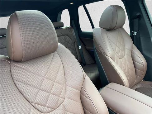 Used 2025 BMW X5 sDrive40i w/ Parking Assistance Package image 24