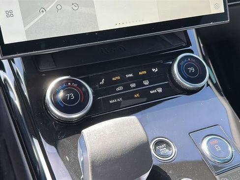 Used 2023 Land Rover Range Rover Sport SE image 16