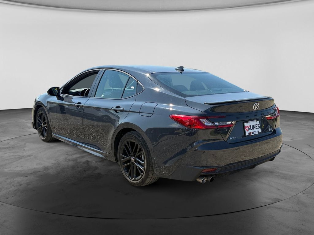 Used 2026 Toyota Camry SE FWD image 8