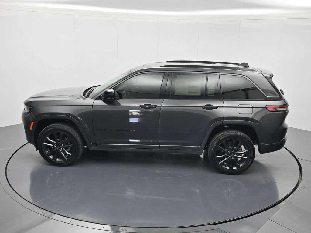 New 2026 Jeep Grand Cherokee Limited AWD/4WD image 36