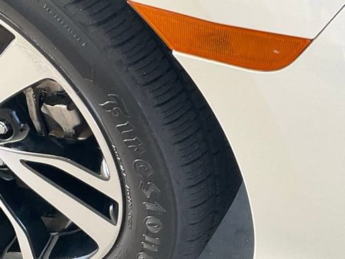 Certified 2018 Honda Odyssey Elite image 30