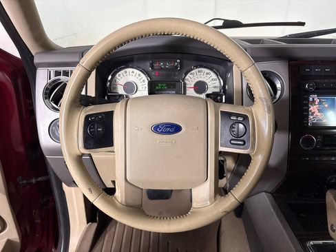 Used 2014 Ford Expedition EL XLT w/ Equipment Group 202A AWD/4WD image 17