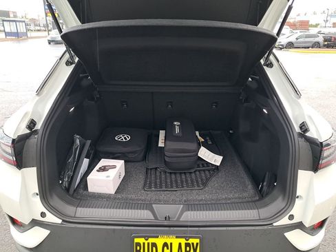 New 2026 Volkswagen ID.4 Pro AWD/4WD image 20