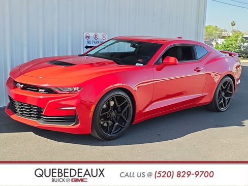 Used 2020 Chevrolet Camaro SS image 3