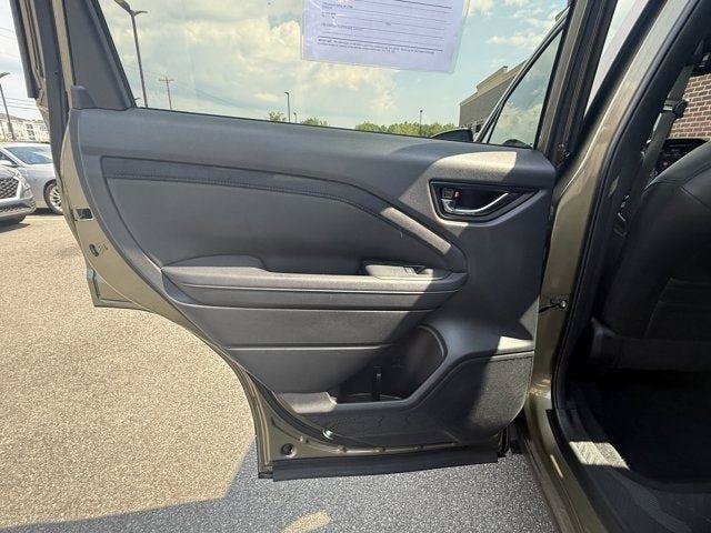 Used 2025 Subaru Forester Limited w/ Popular Package #1 AWD/4WD image 19