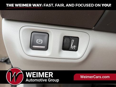 Used 2023 GMC Acadia SLE w/ Driver Convenience Package AWD/4WD image 40