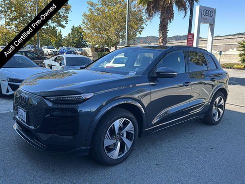 Used 2025 Audi Q6 e-tron Premium Plus AWD/4WD image 1
