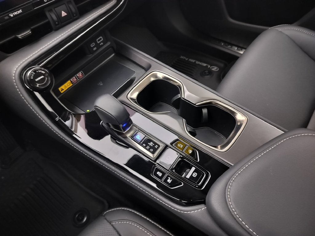 Used 2026 Lexus NX 350 AWD w/ Accessory Package (K3) image 18